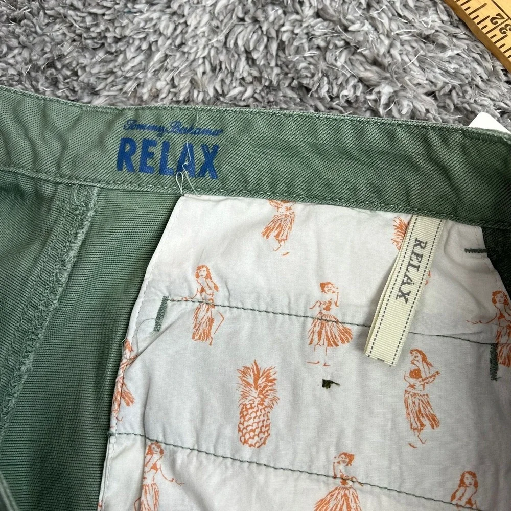 Tommy Bahama see photos